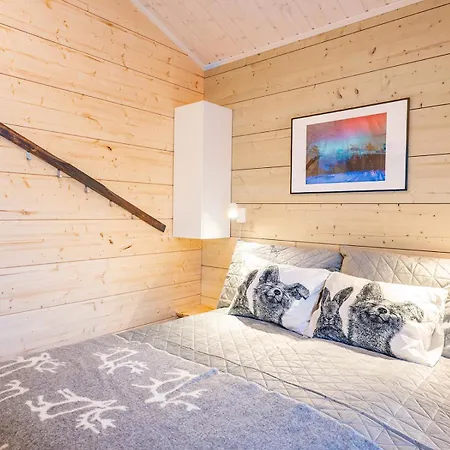 Base Camp - North Side Ferienhaus